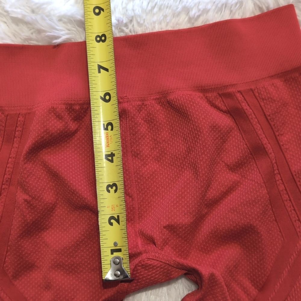 Soulcycle x Nux Red Quintessential Cutout Lasercut Active Leggings - Picture 10 of 11